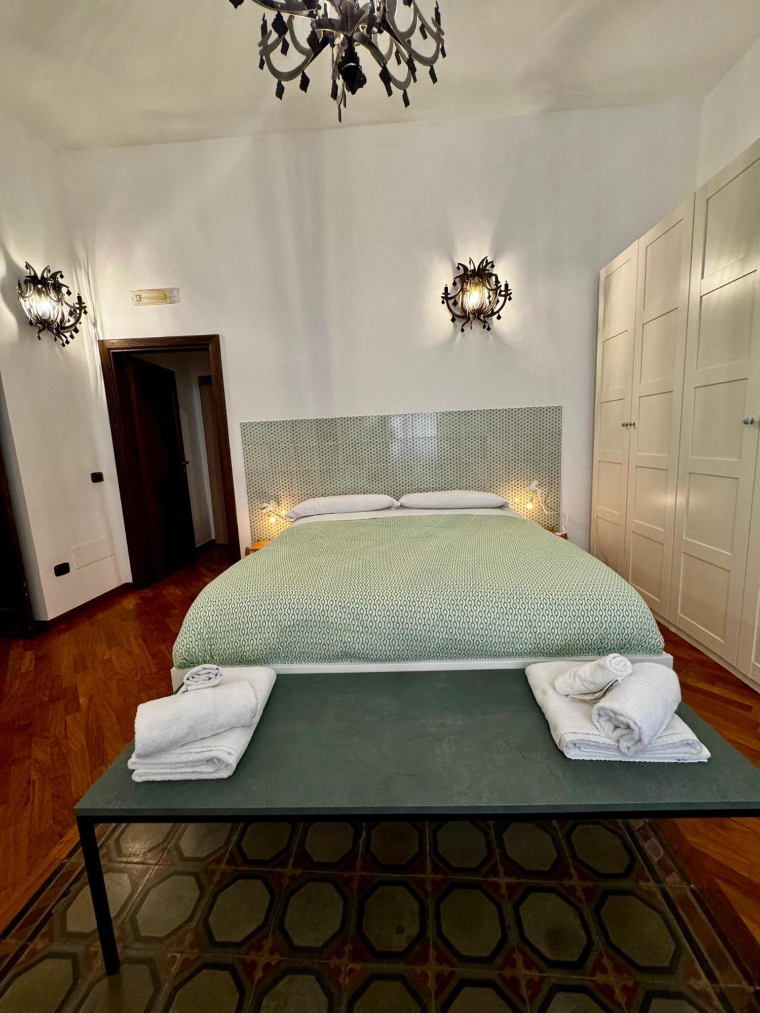 Appartamento "Roma 148" Syracuse Екстер'єр фото